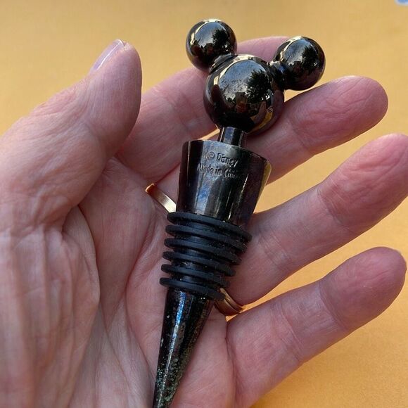 Walt Disney Mickey Mouse head wine bottle stopper - Picture 2 of 5